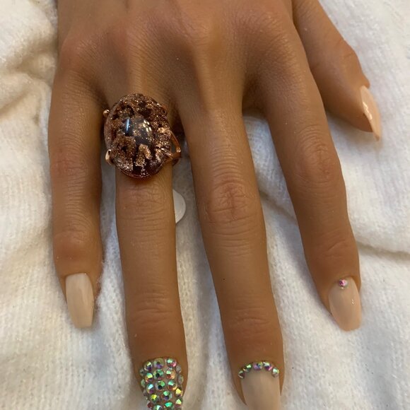 Ring - Picture 3 of 4